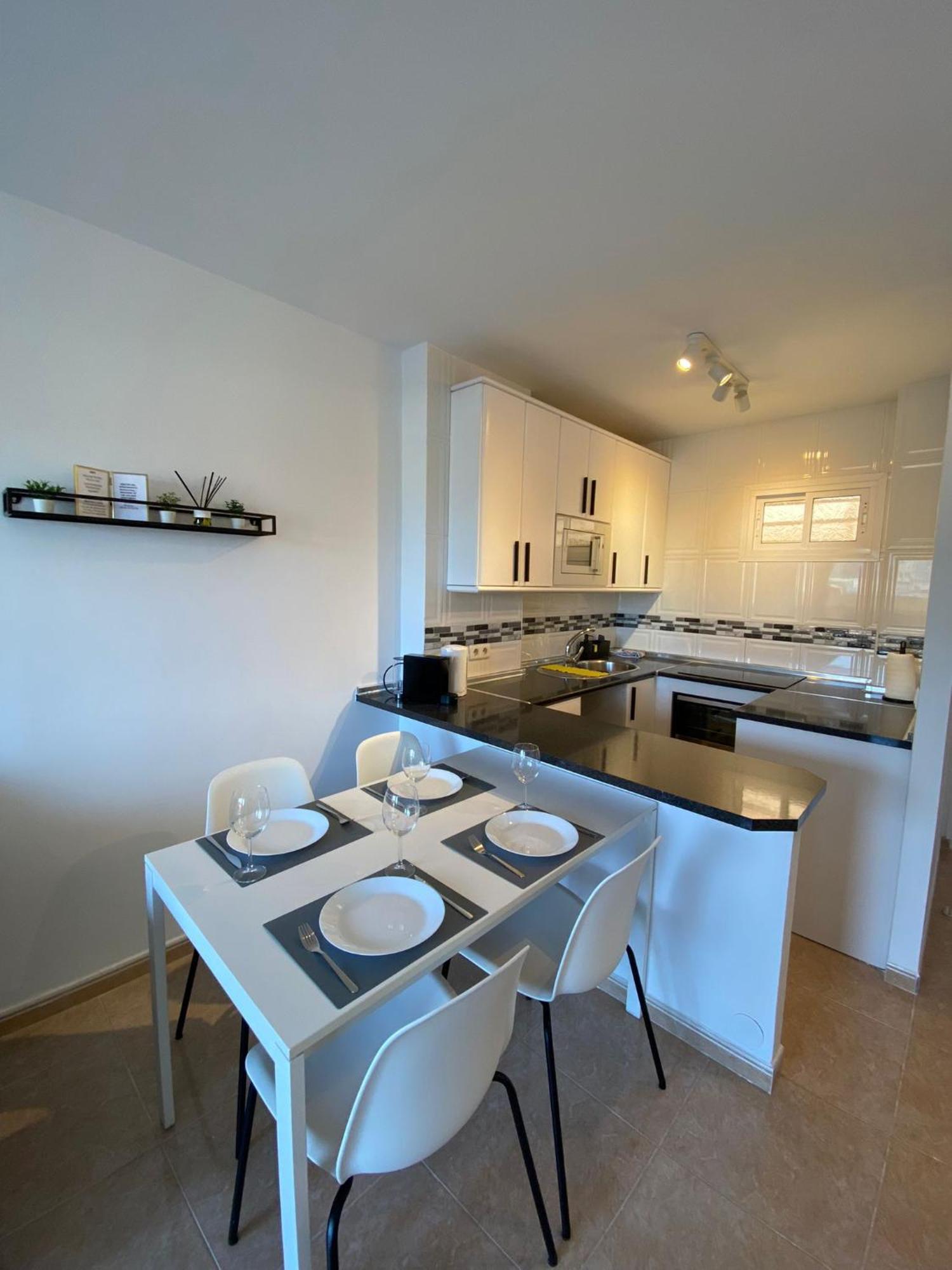 Apt Con Espectacular Vista, Piscinas, Recep 24 Hs Benalmádena Zewnętrze zdjęcie